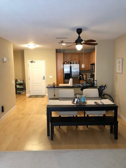 Building Photo - 3877 Pell Pl