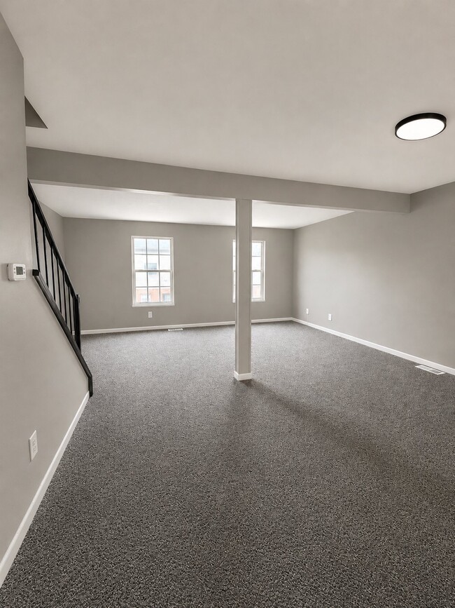 Building Photo - 190 Dell Ave
