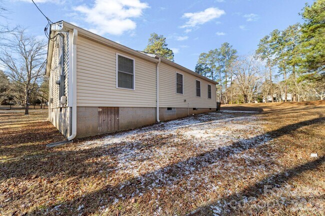 Building Photo - 5309 Waxhaw-Marvin Rd