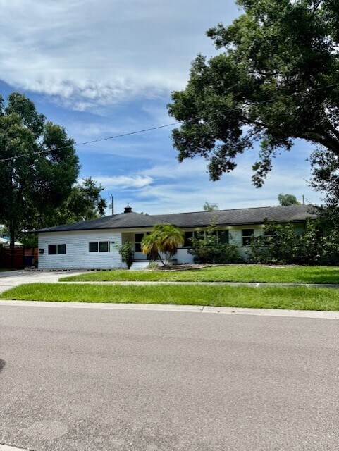 Primary Photo - 1145 53rd Ave N