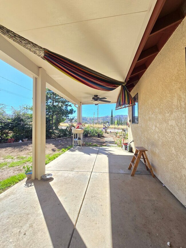 Building Photo - House for rent  | 3 Bedrooms | 2 Bathrooms...