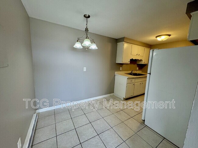 Building Photo - 1443-1467 Catherine St