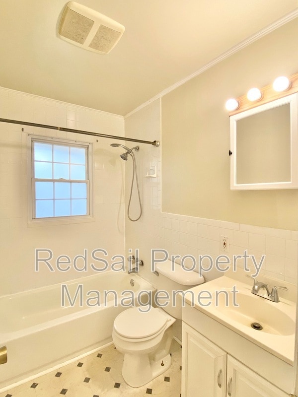 Building Photo - 18 Ivy Farms Rd