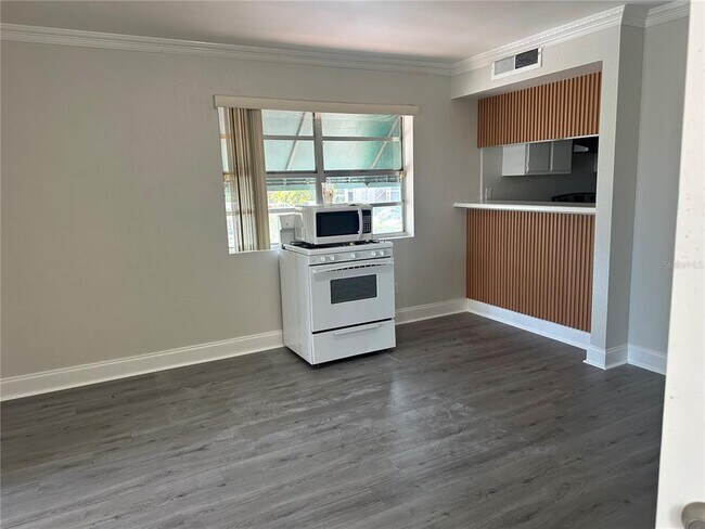 Building Photo - 15300 SW 106th Terrace