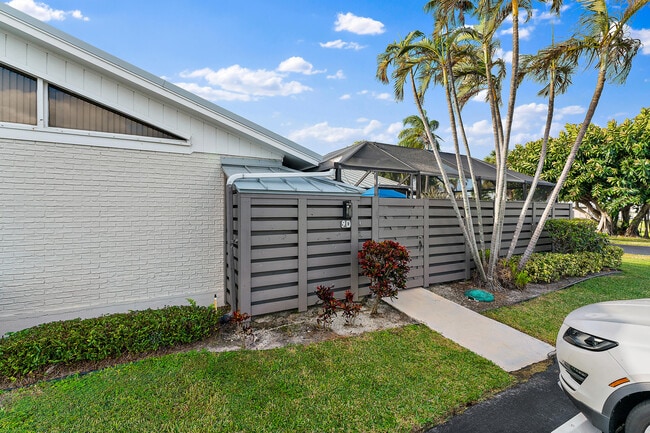 Building Photo - 1801 S US Hwy 1