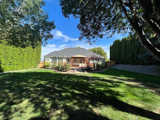 Building Photo - 4702 S Palouse Ct