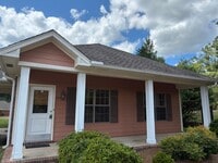 Building Photo - 125 Cypress Gln