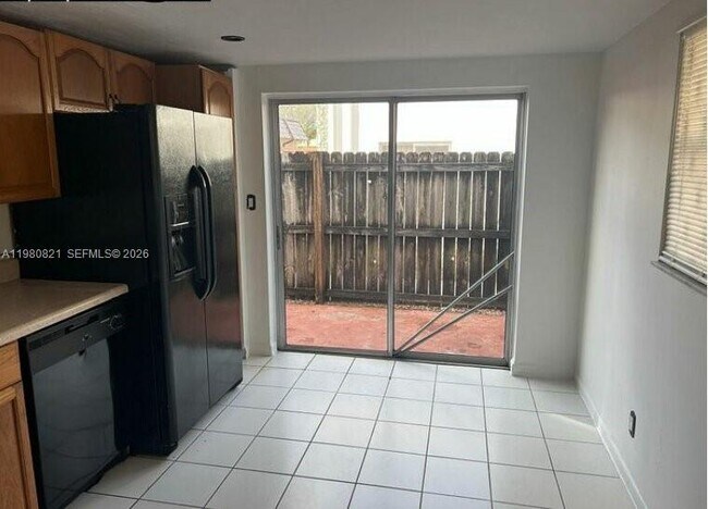 Building Photo - 321 SW 1st Ct