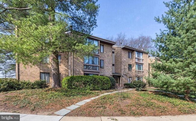 Building Photo - 10528 Cross Fox Ln