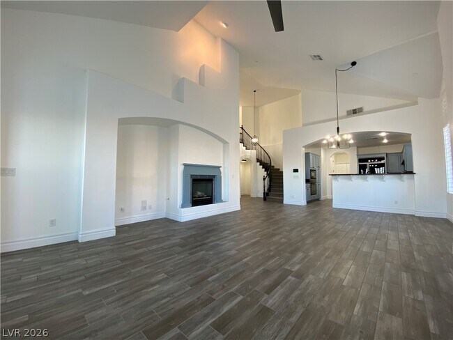 Building Photo - 24 Cerchio Centrale