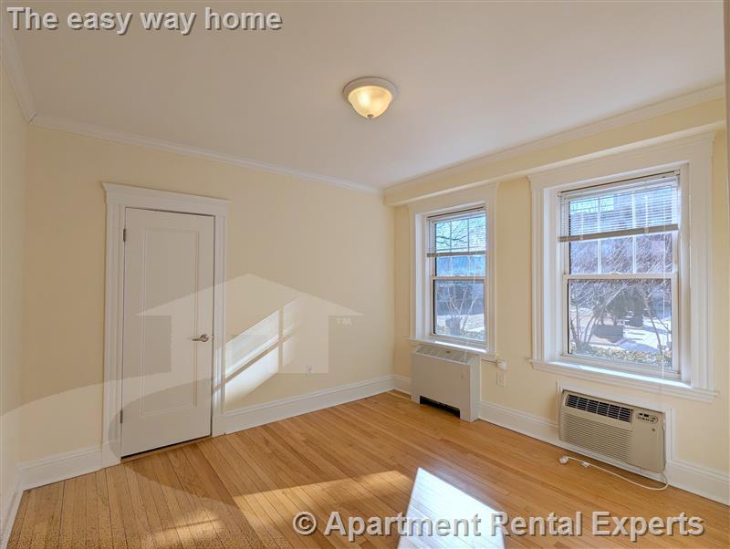Building Photo - 26 Chauncy St