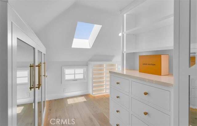 Building Photo - 2401 Bayshore Dr