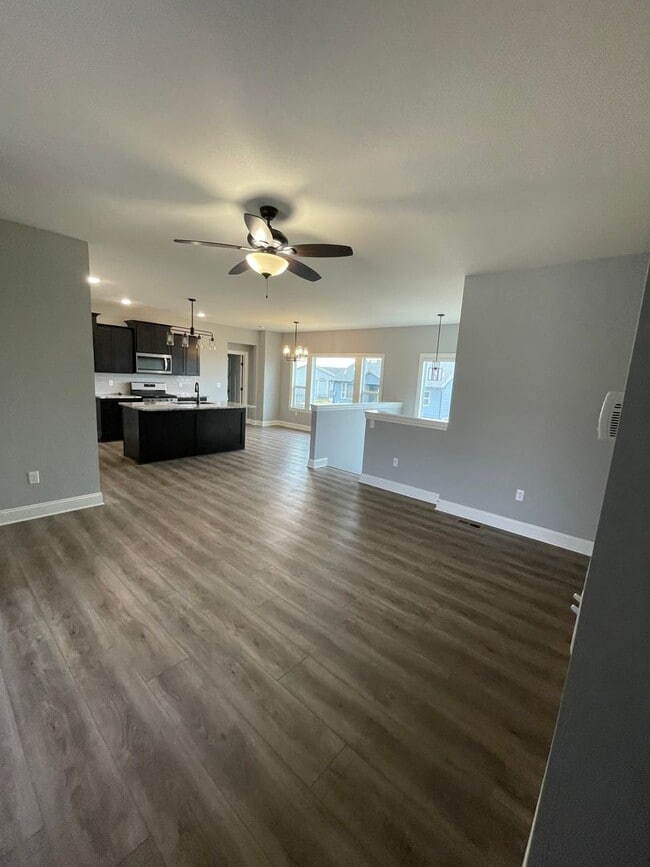 Building Photo - 3419 Laughlin St