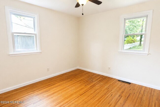 Building Photo - 112 Sunnybrook Rd