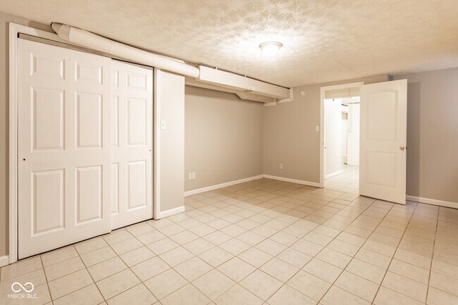 Building Photo - 6147 Broadway St