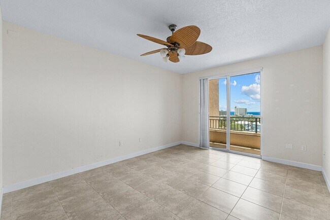 Building Photo - 2880 NE 14th Street Causeway