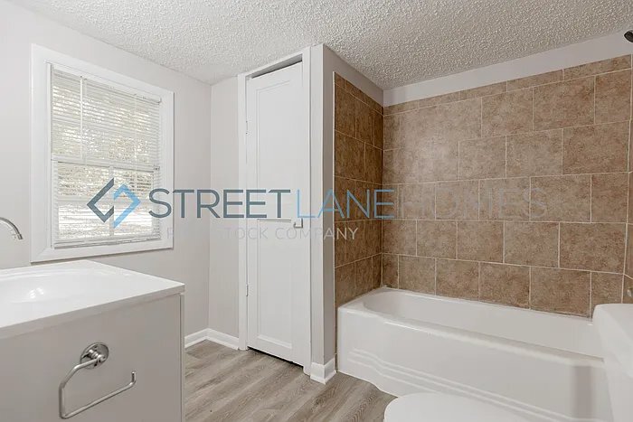 Building Photo - 842 Gene Reed Rd