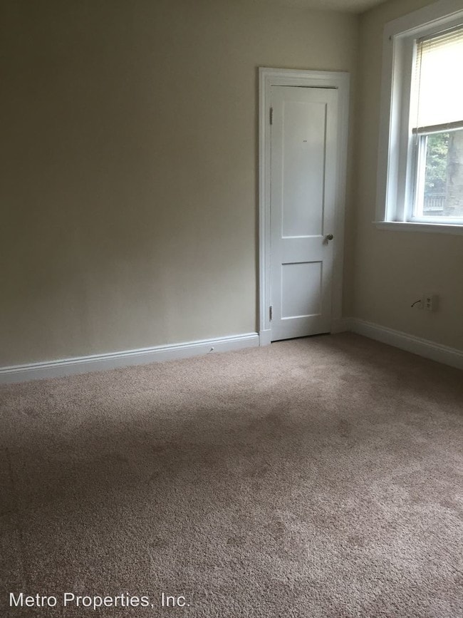 Building Photo - 2800 Park Ave