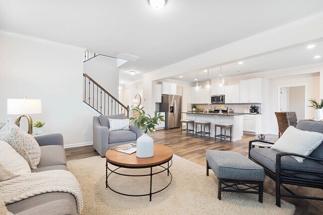Building Photo - Beautiful Five Bedroom Home in Indian Trail!