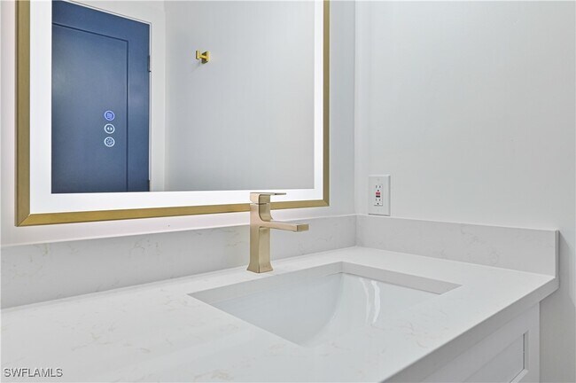 Building Photo - 13521 Eagle Ridge Dr