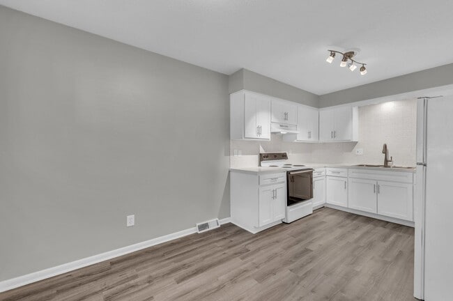 Floorplan - 4723-4725 MERCIER