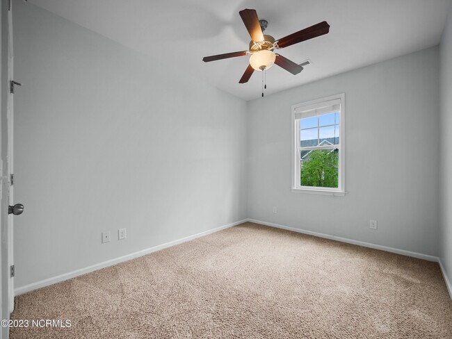 Building Photo - 246 Caldwell Loop