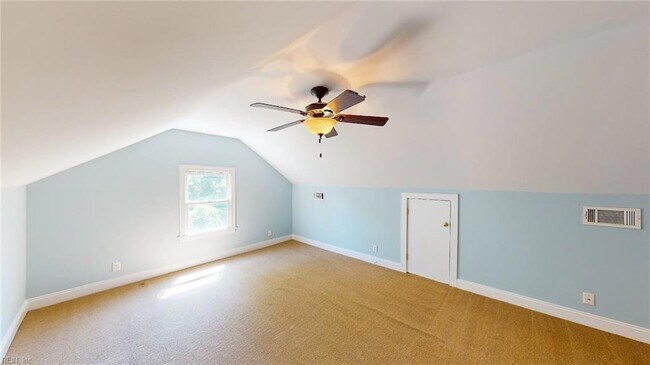 Building Photo - 409 Dinwiddie St