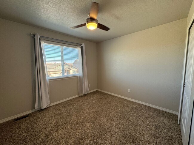 Building Photo - Beautiful 4 Bed, 3 Bath Home – Modern Upgrades, Spacious Backyard & Prime Location