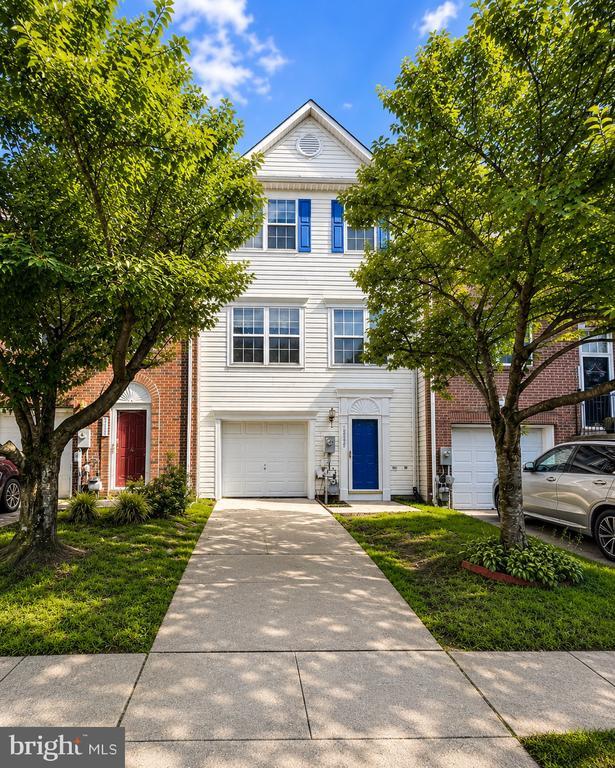 Building Photo - 3335 Hollow Ct