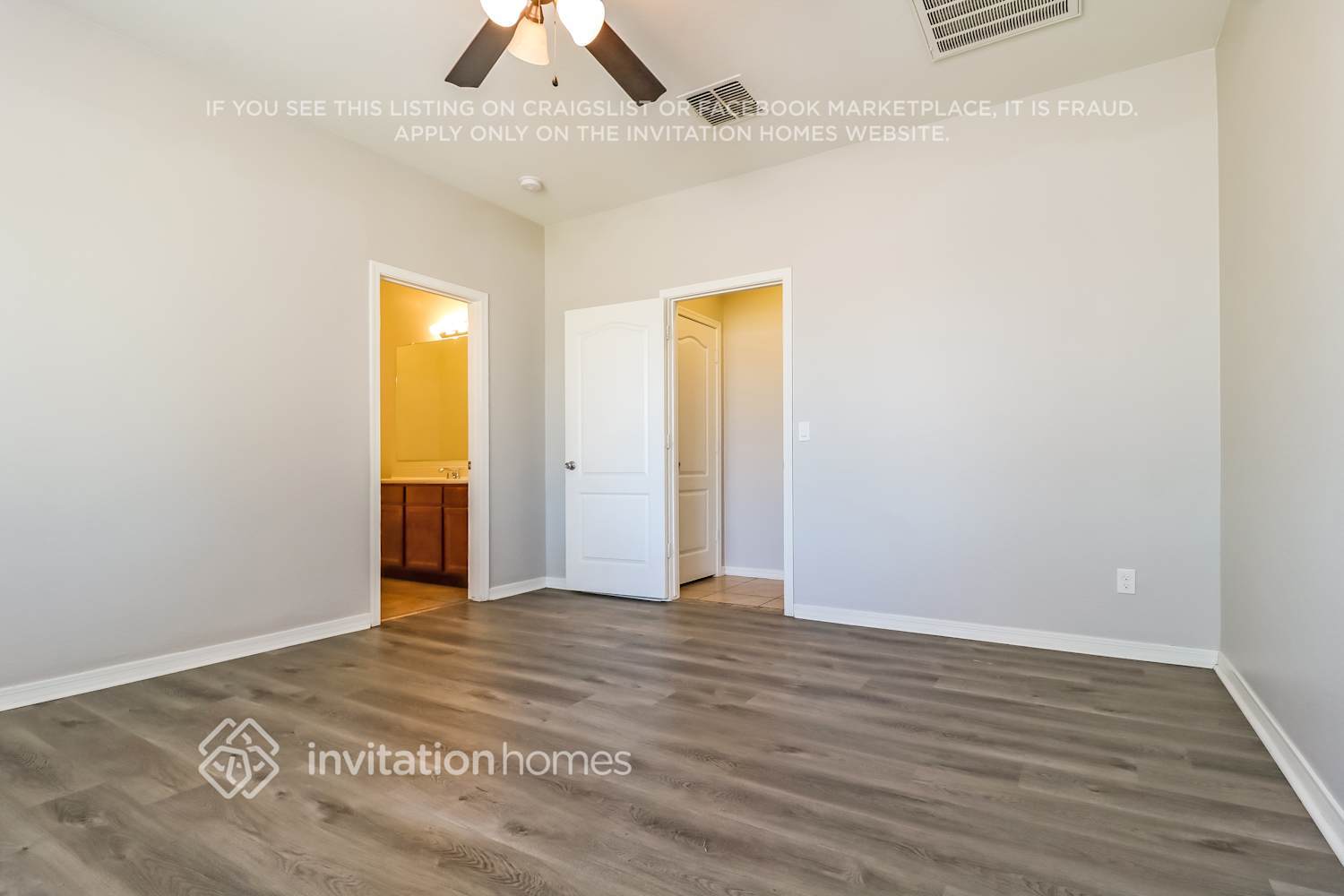 Building Photo - 24446 W Sheraton Ln