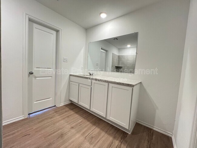 Building Photo - 3805 Palmetto Bluff Dr