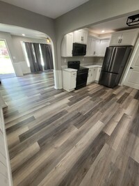 Building Photo - Beautiful 3bd/2ba home in Farmington