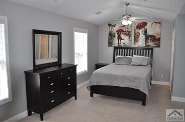 Building Photo - 259 Oconee River Cir