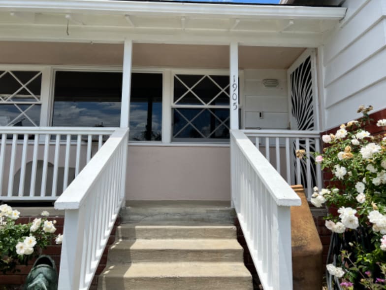 Building Photo - 1905 Elanita Dr