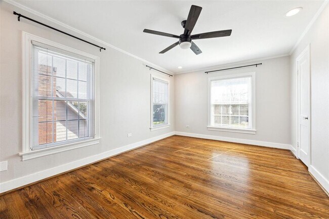 Building Photo - 6649 Fairfield St