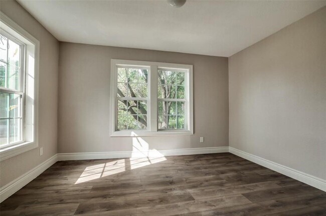 Building Photo - 7135 Avenue C
