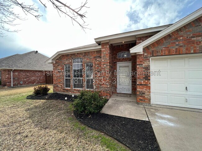 Building Photo - 405 Willow Vista Dr