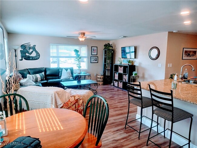 Primary Photo - 12080 Moss Dr