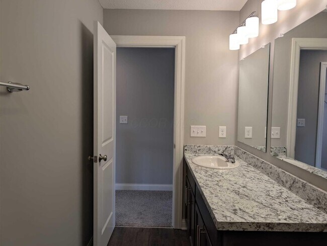 Building Photo - 1524 Raley Way