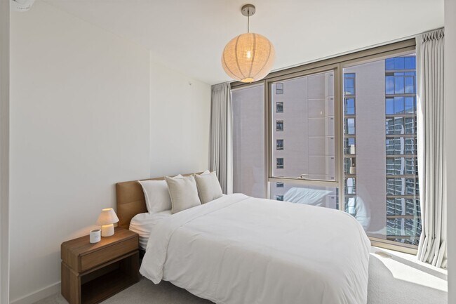 Building Photo - SKY ALA MOANA 3709 - 2 Bedroom & 2 Bathroom