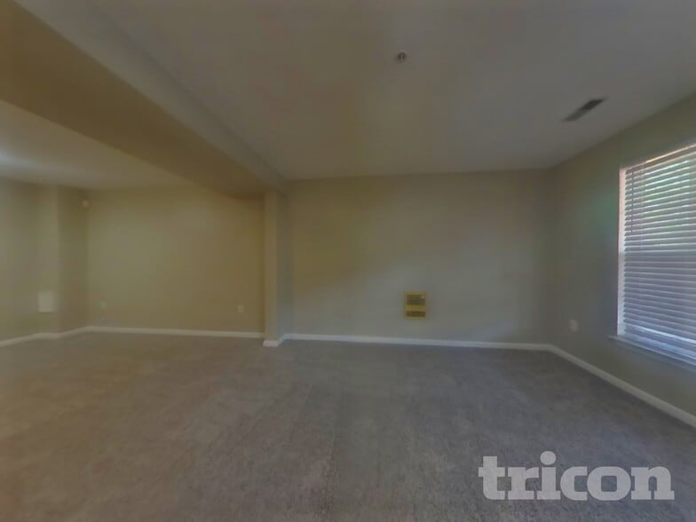 Building Photo - 1711 Crimson Pl