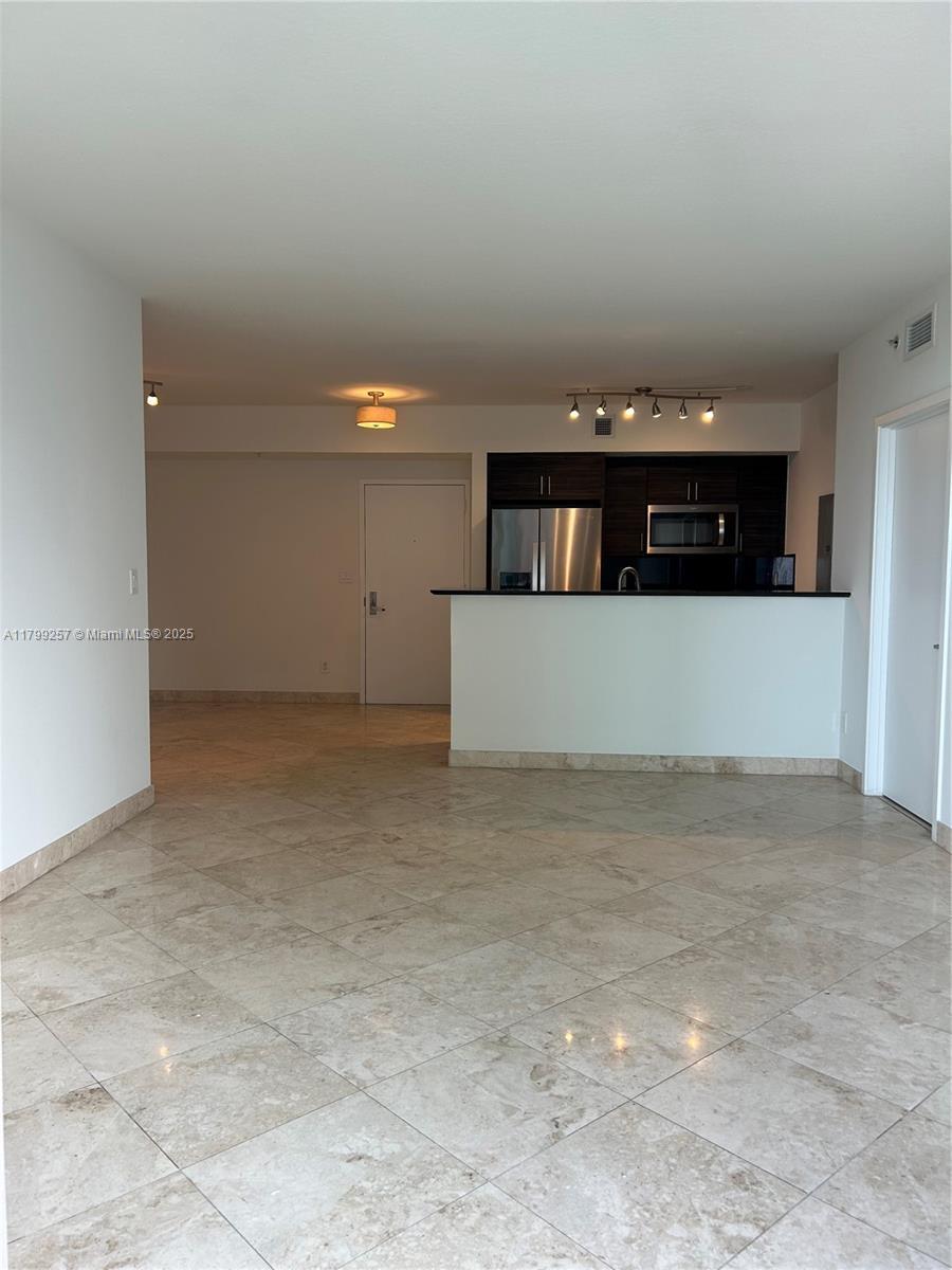 Building Photo - 335 S Biscayne Blvd