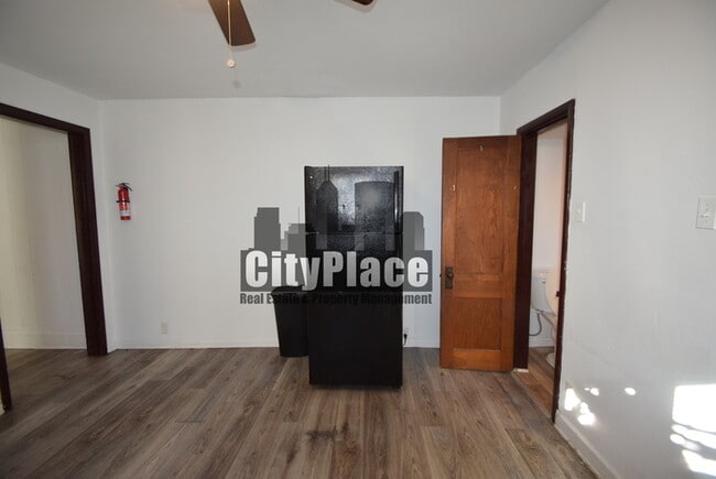 Building Photo - 2111 Ringgold Ave