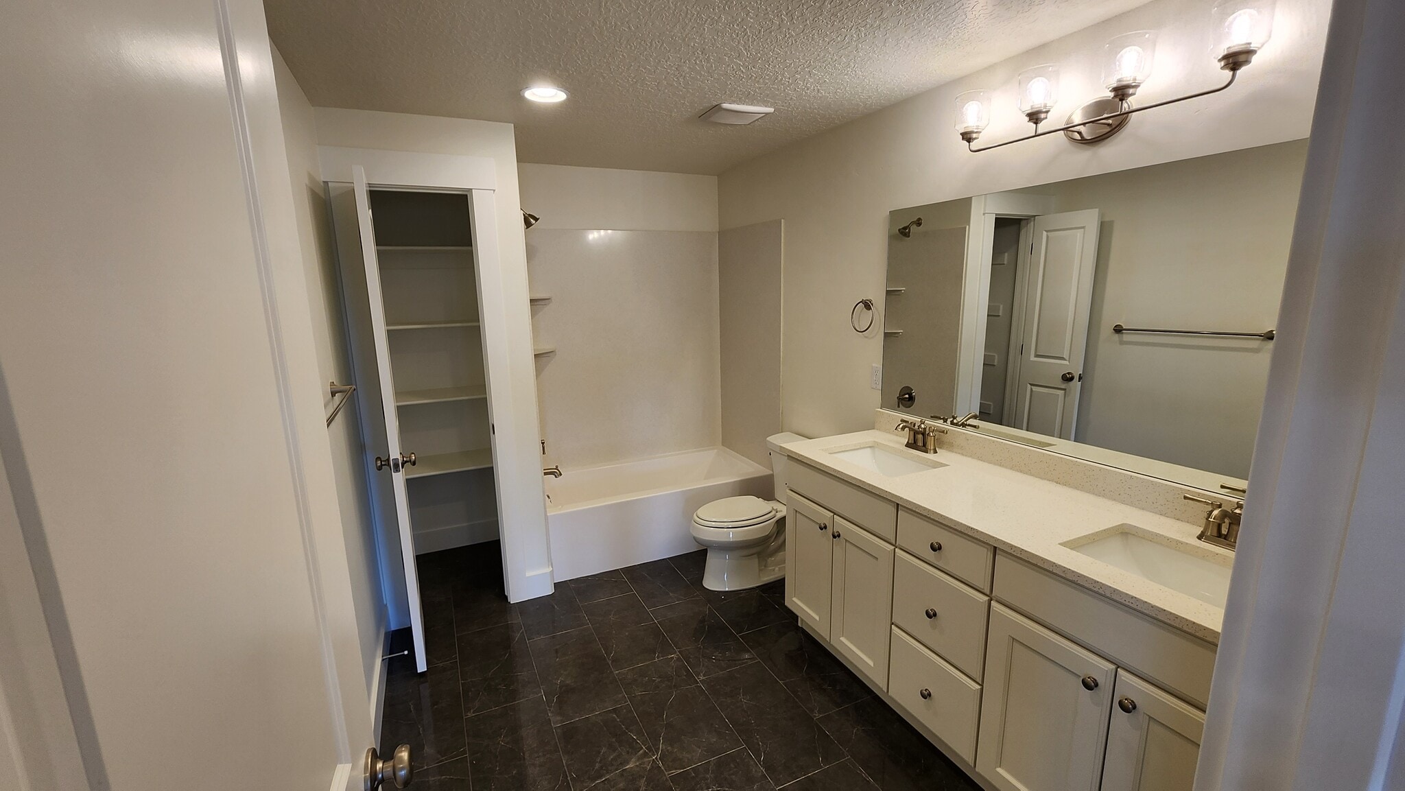 Bathroom - 1467 N Orchard Ridge Ln