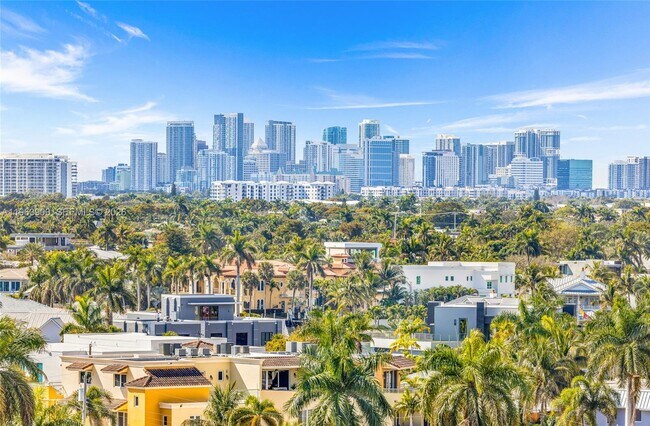 Building Photo - 2821 N Ocean Blvd