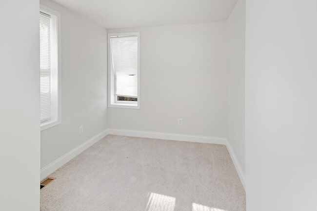 Building Photo - 3 BED/ 3BATH HOME IN HISTORIC IRVINGTON!!!