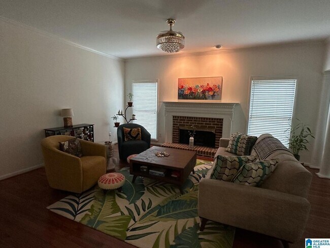 Building Photo - 2512 Christie Cir
