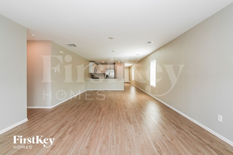 Building Photo - 4122 Saw Mill Peak Ln