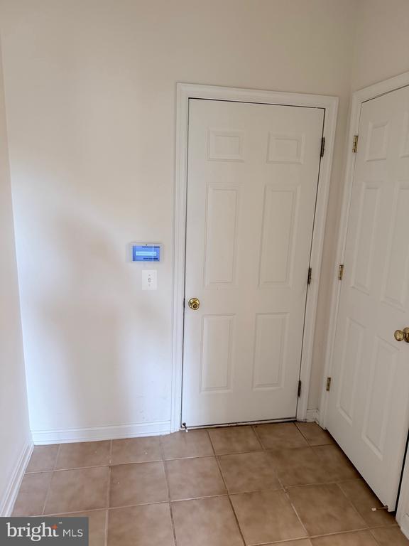 Building Photo - 5970 Spout Spring Ct