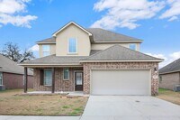 Building Photo - 39405 Legacy Lake Dr